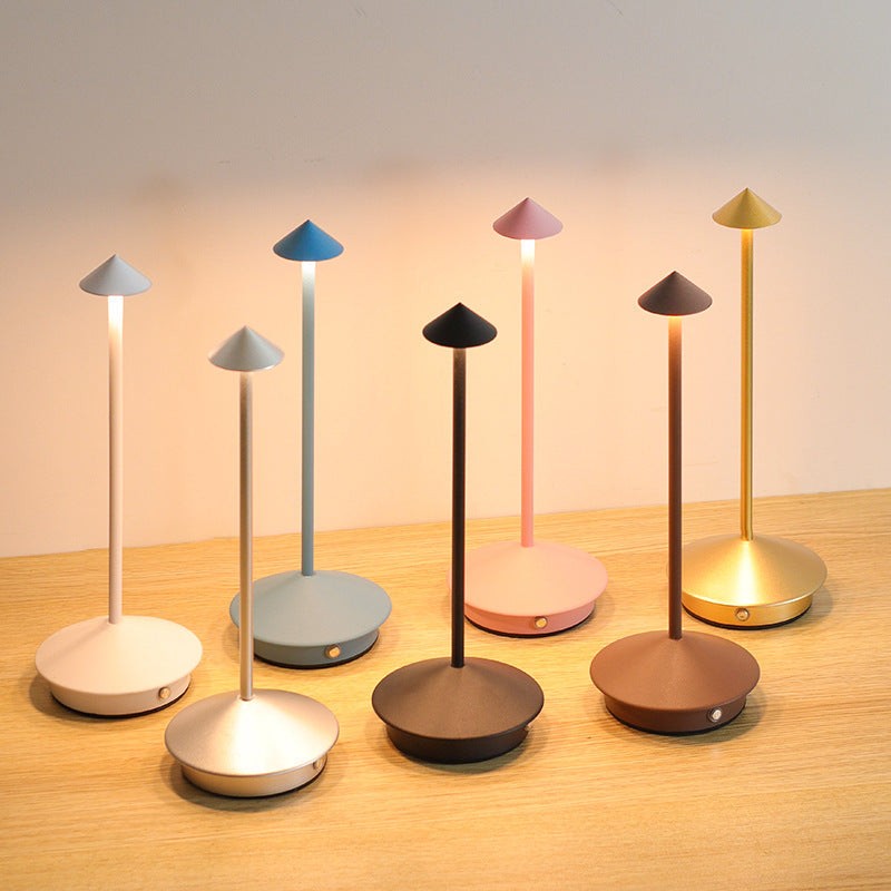Modern Aluminum Mushroom LED Lamp — Minimalist Atmosphere Light for Restaurants, Bedrooms & Home Décor