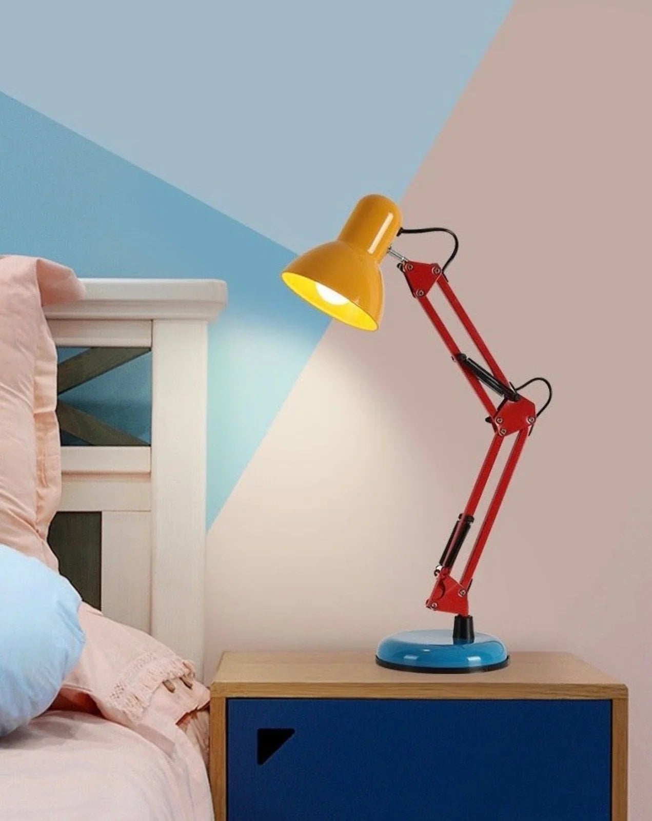 Memphis Retro Eye‑Protection Table Lamp — Adjustable Metal Desk Lamp with Full‑Spectrum Lighting