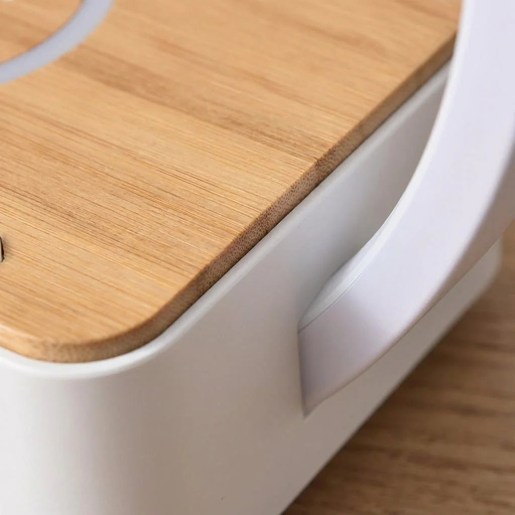 Minimalist Wake‑Light Lamp — Wireless Charging, Soft Illumination & Gentle Alarm